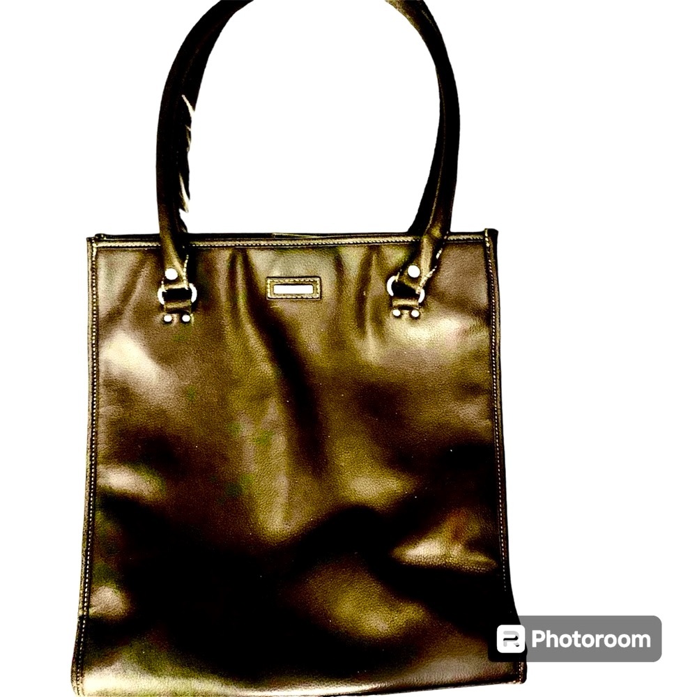 Large Black Totes Shoulder Bag Excellent Condition Inside Pocket Snap Closure